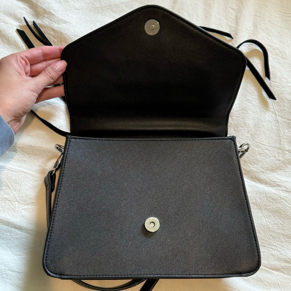 Snake Print Envelope Bag - Crossbody - Picture 4 of 7